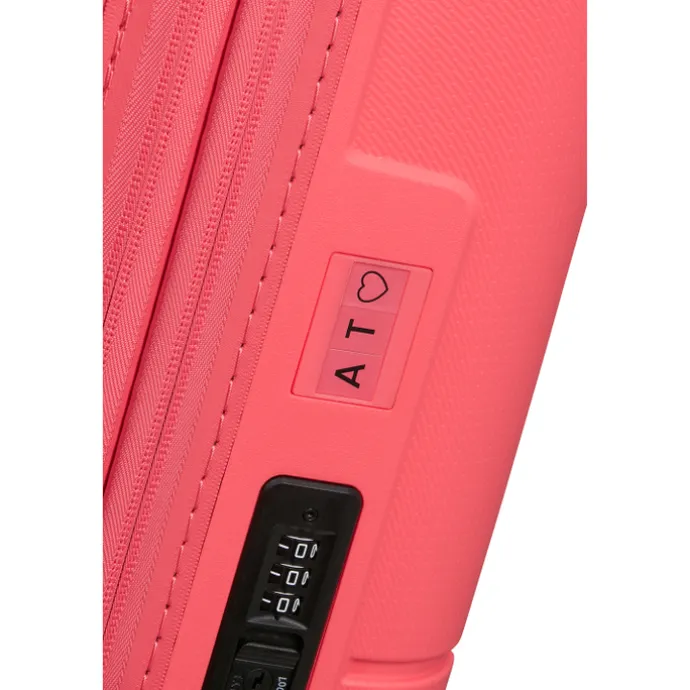 American Tourister Dashpop Spinner 55 Exp sugar pink