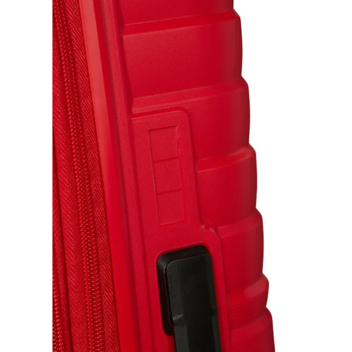 American Tourister Flytwist Medium Spinner 67 cm Exp. true red
