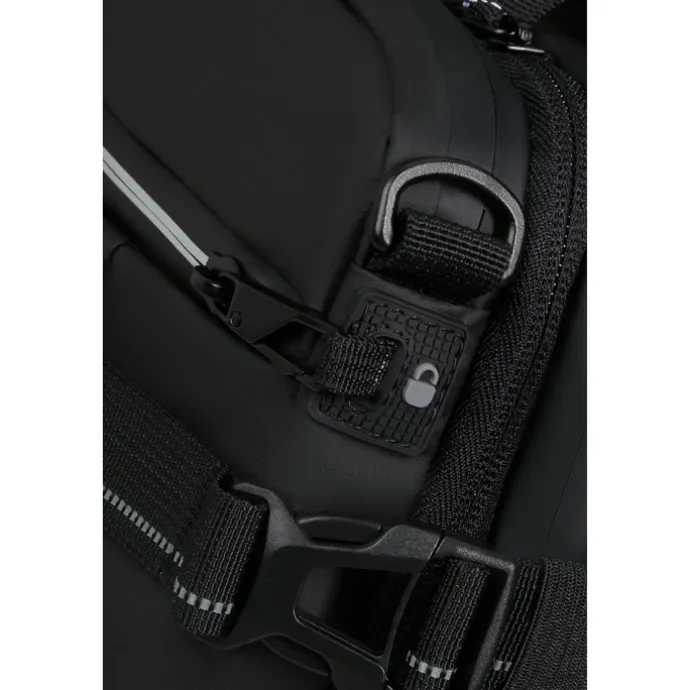 American Tourister Upventure 3 Way Boarding Bag black