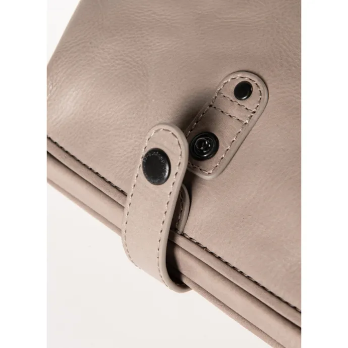 Aunts & Uncles Grandma's Luxery Club Mrs. Eclair Shoulderbag vintage khaki