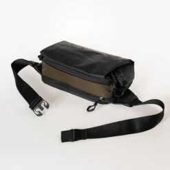 Aunts & Uncles Ishikari RE Hipbag black