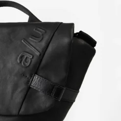 Aunts & Uncles Kazo black