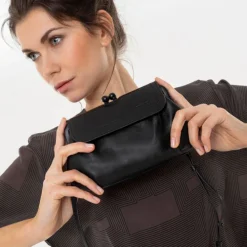 Aunts & Uncles Mrs. Whoopie Pie Shoulderbag / Clutch black smoke
