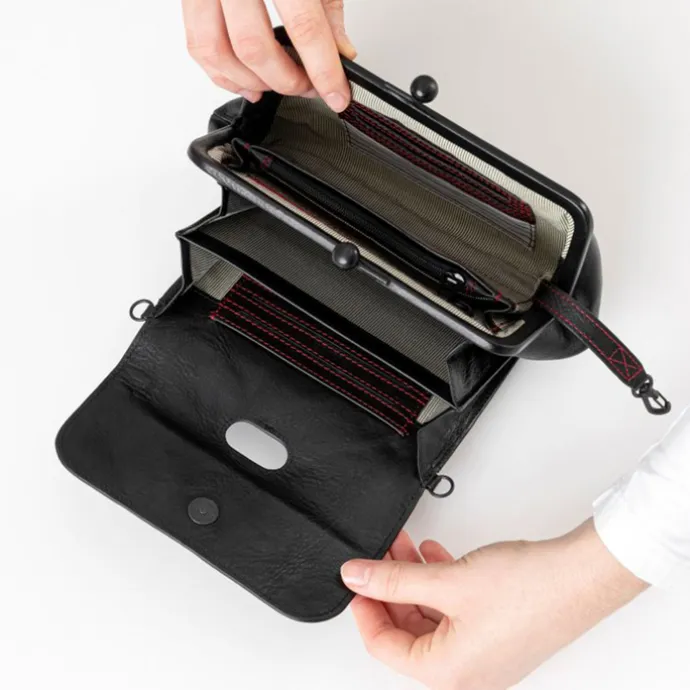 Aunts & Uncles Mrs. Whoopie Pie Shoulderbag / Clutch black smoke