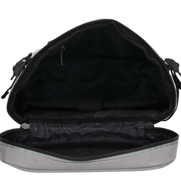 Beagles Originals Tokyo Tarp Rugtas S Waterproof lichtgrijs