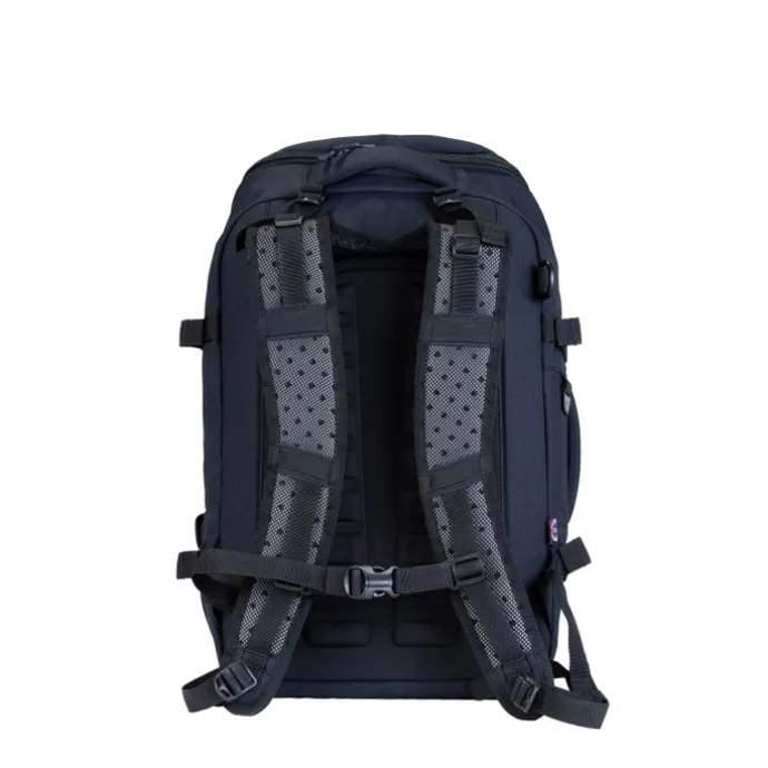 CabinZero Adventure Pro 32L Cabin Backpack absolute black