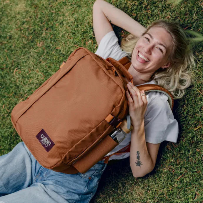 CabinZero Classic 28L Ultra Light Cabin Bag Tech cinnamon
