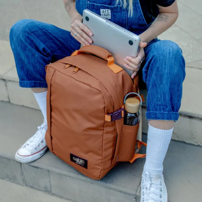 CabinZero Classic 28L Ultra Light Cabin Bag Tech cinnamon