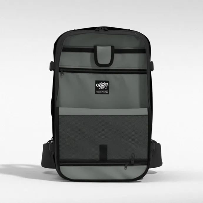 CabinZero Classic Pro 42L absolute black