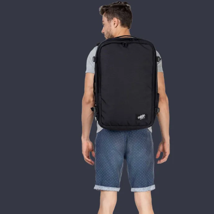 CabinZero Classic Pro 42L navy