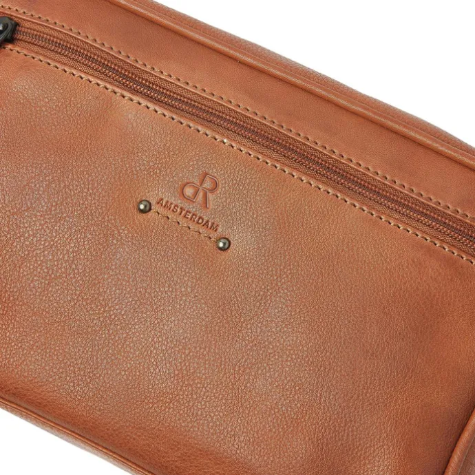 dR Amsterdam Solace Toiletbag camel
