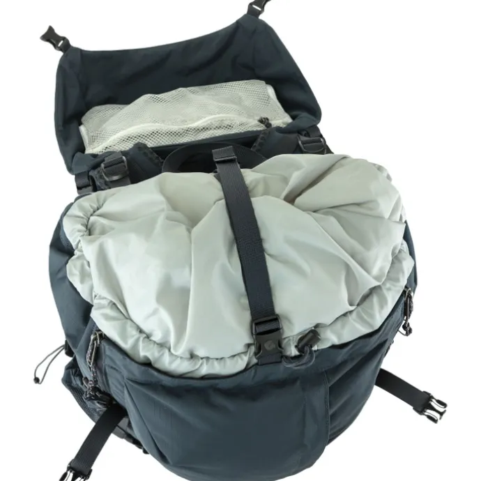 Fjallraven Abisko Trek 48 M-L black