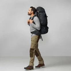 Fjallraven Kajka 75 S/M coal black
