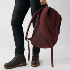 Fjallraven Raven 28 dark olive