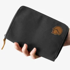 Fjällräven Passport Wallet dark olive