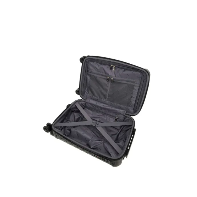 Guess Wilder 18 In 8-Wheeler black