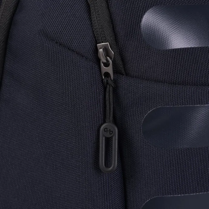 Hedgren Comby Handle L 15.6" peacoat blue