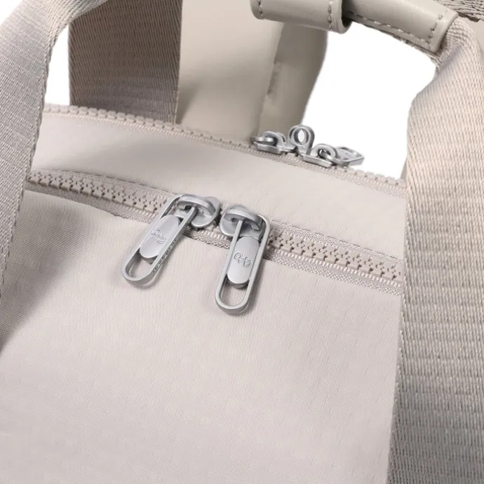 Hedgren Furo Rappu Laptop Backpack M 15.6" pussywillow grey