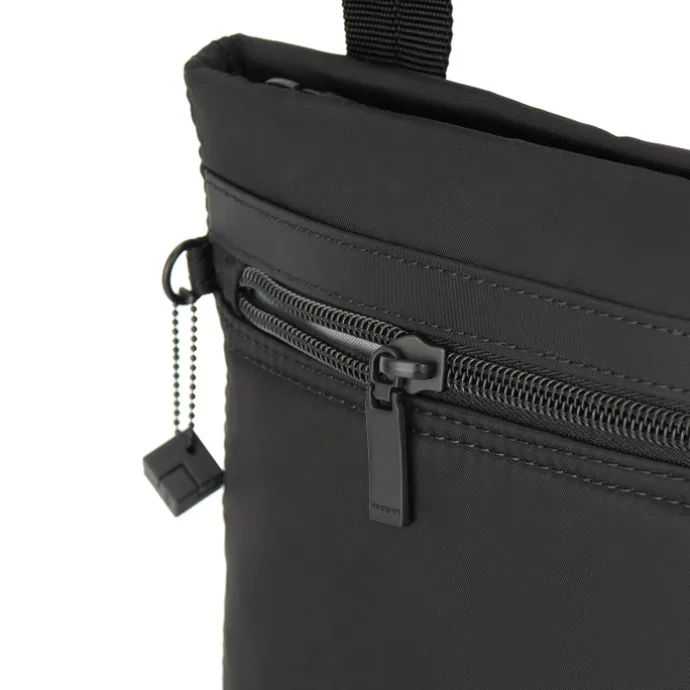 Hedgren Inner City Leonce Schoudertas black