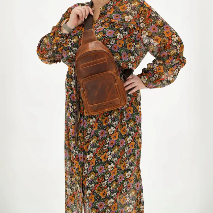 Hide & Stitches Japura Slingbag cognac