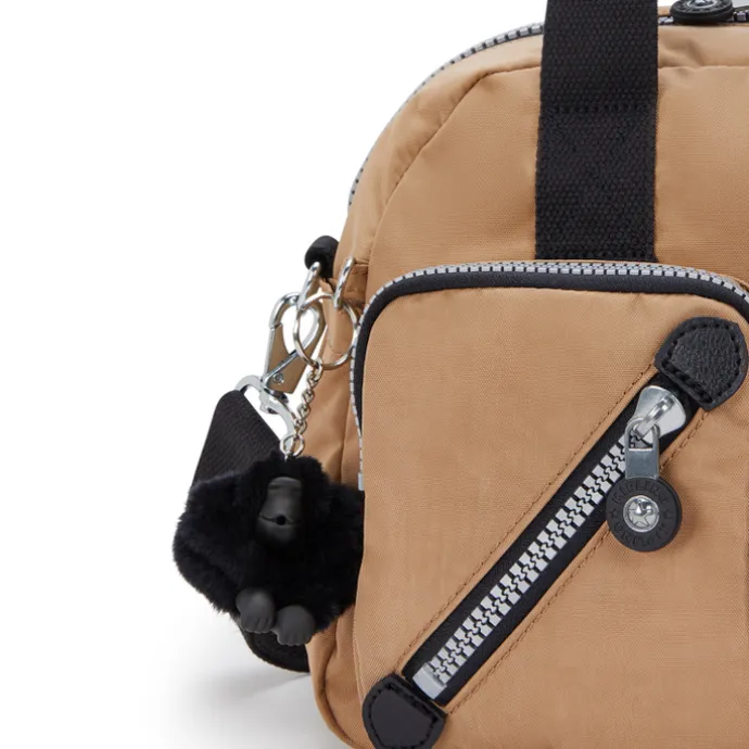 Kipling Defea heritage kher early tan heritage