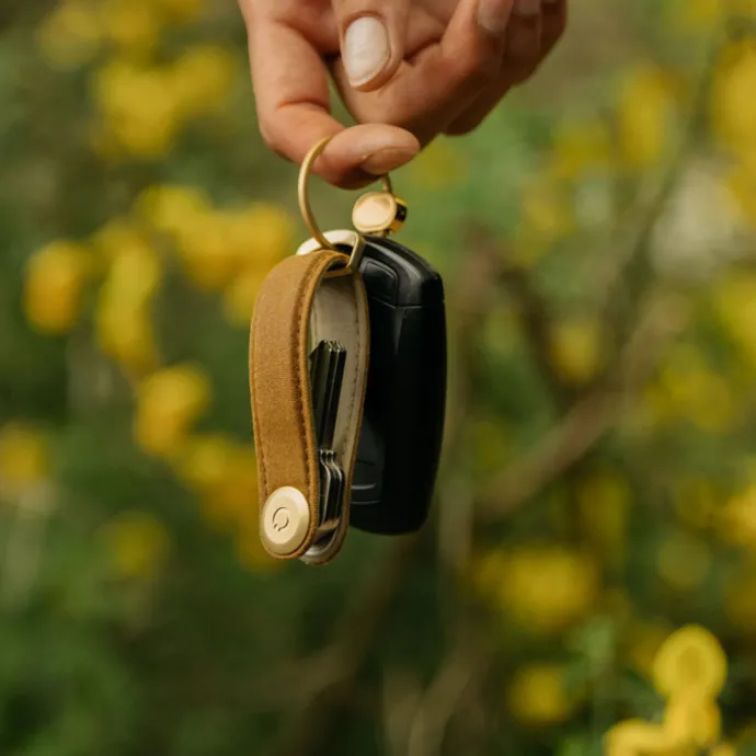 Orbitkey 2.0 Waxed Canvas Keyholder golden sand