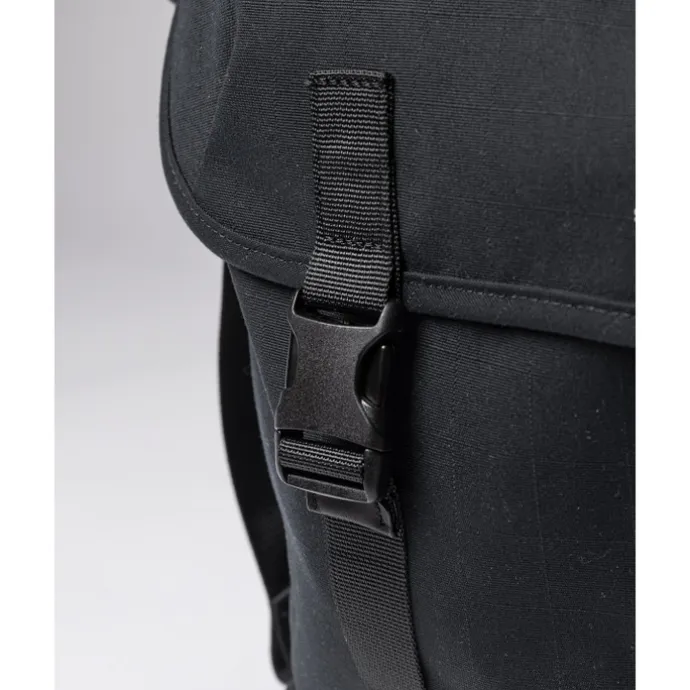 Sandqvist Everyday Messenger Bag black