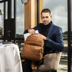 The Chesterfield Brand Austin Backpack black
