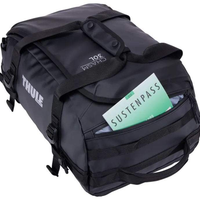 Thule Chasm Duffel 30L black