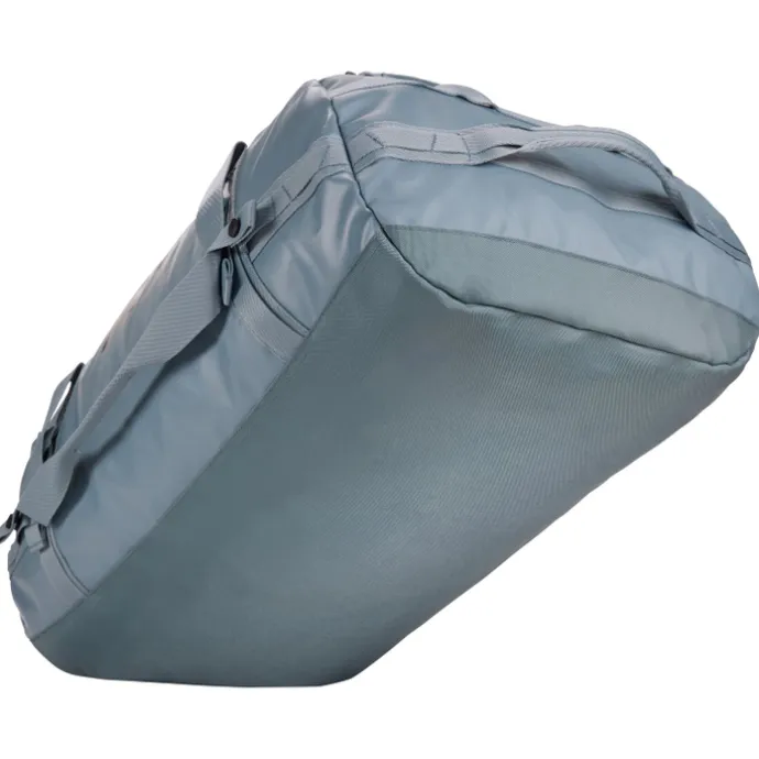 Thule Chasm Duffel 70L pond