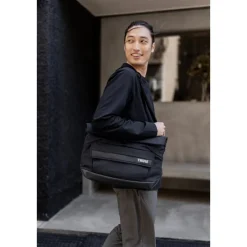 Thule Paramount Crossbody 14L black