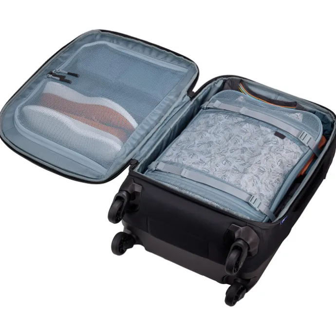 Thule Subterra 2 Carry On Spinner black