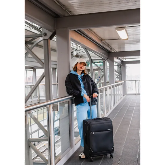 Travelbags The Base Soft Trolley 68 black
