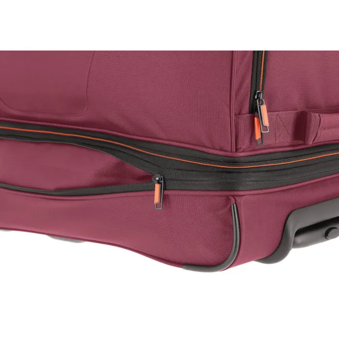 Travelite Basics Wheeled Duffle 70 Expandable dark red