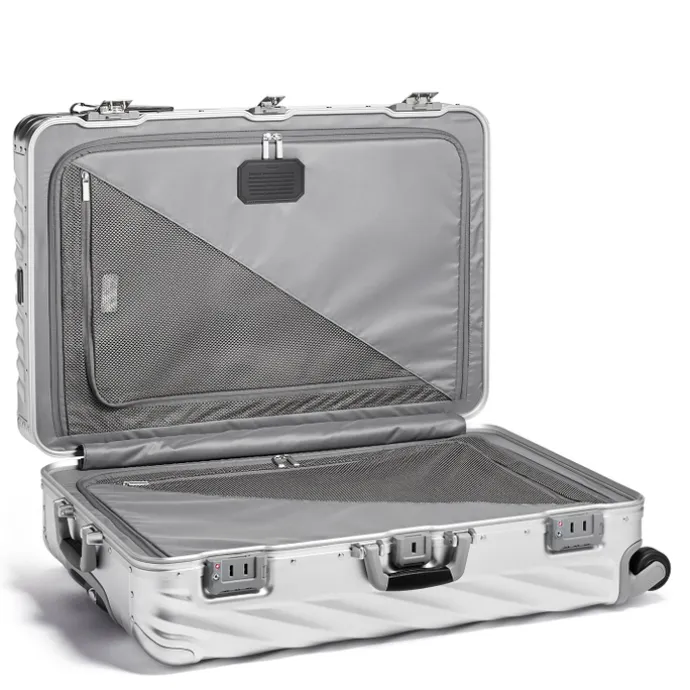 TUMI 19 Degree Aluminium Extended Trip Packing silver