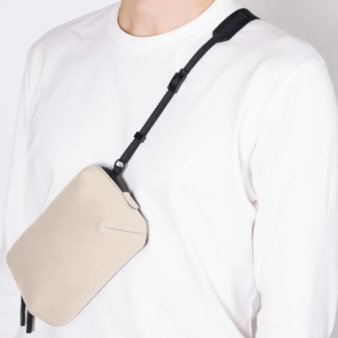 Ucon Acrobatics Ando Hipbag light sand