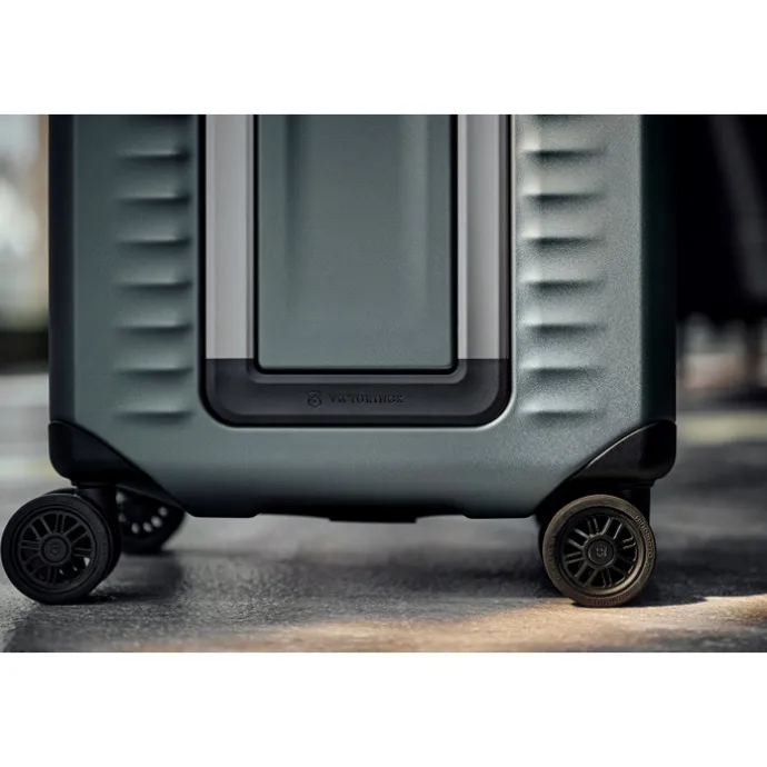 Victorinox Airox Advanced Medium Case black